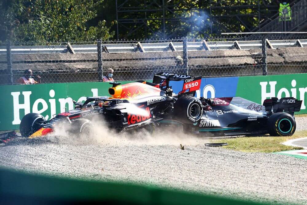 Lewis ve Max Kaza, Monza 2021