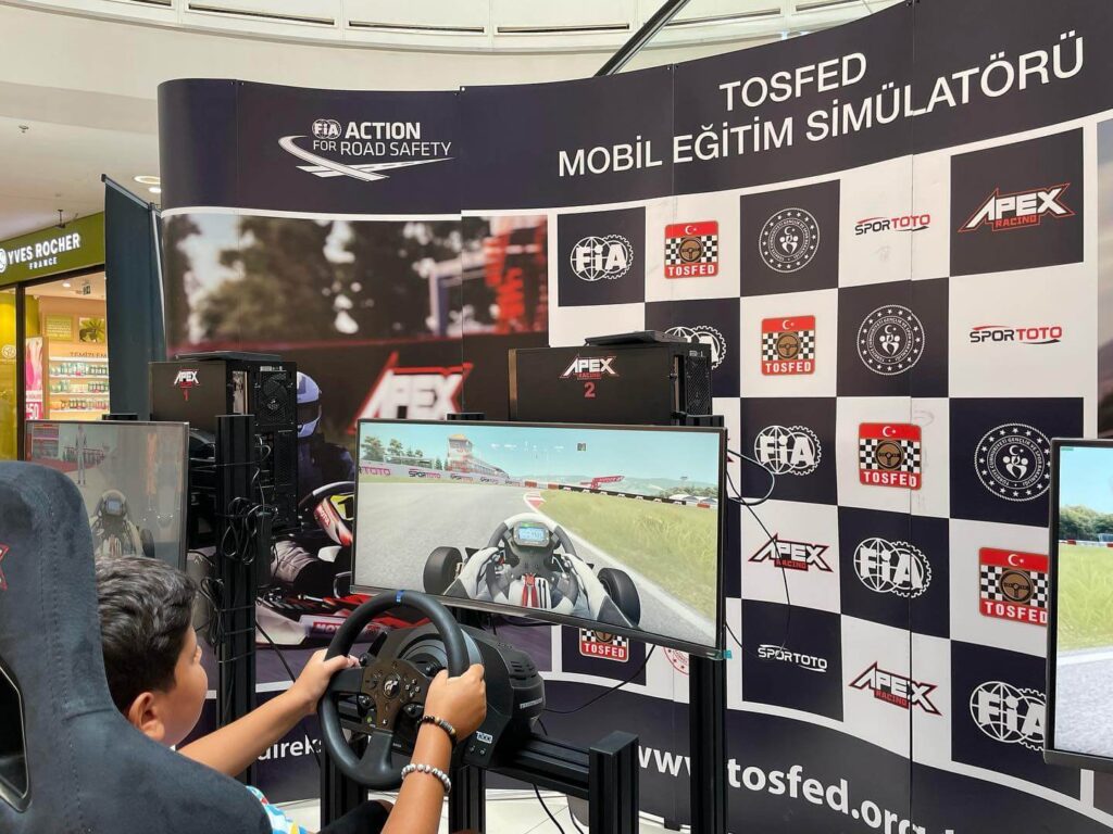 Apex Racing Mobil Eğitim Simülatörü / Eskişehir